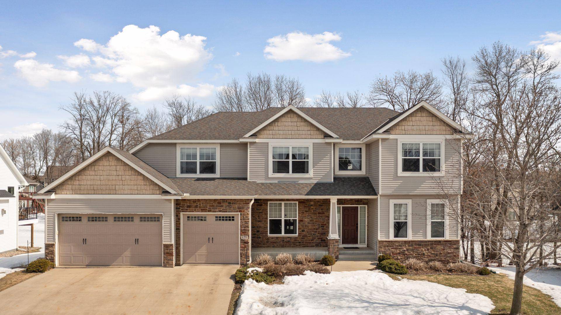 Waconia, MN 55387,858 S Windmill CRK