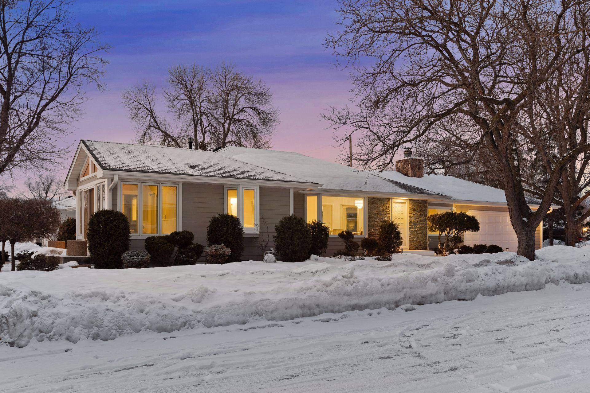 Saint Louis Park, MN 55426,2541 Zinran AVE S