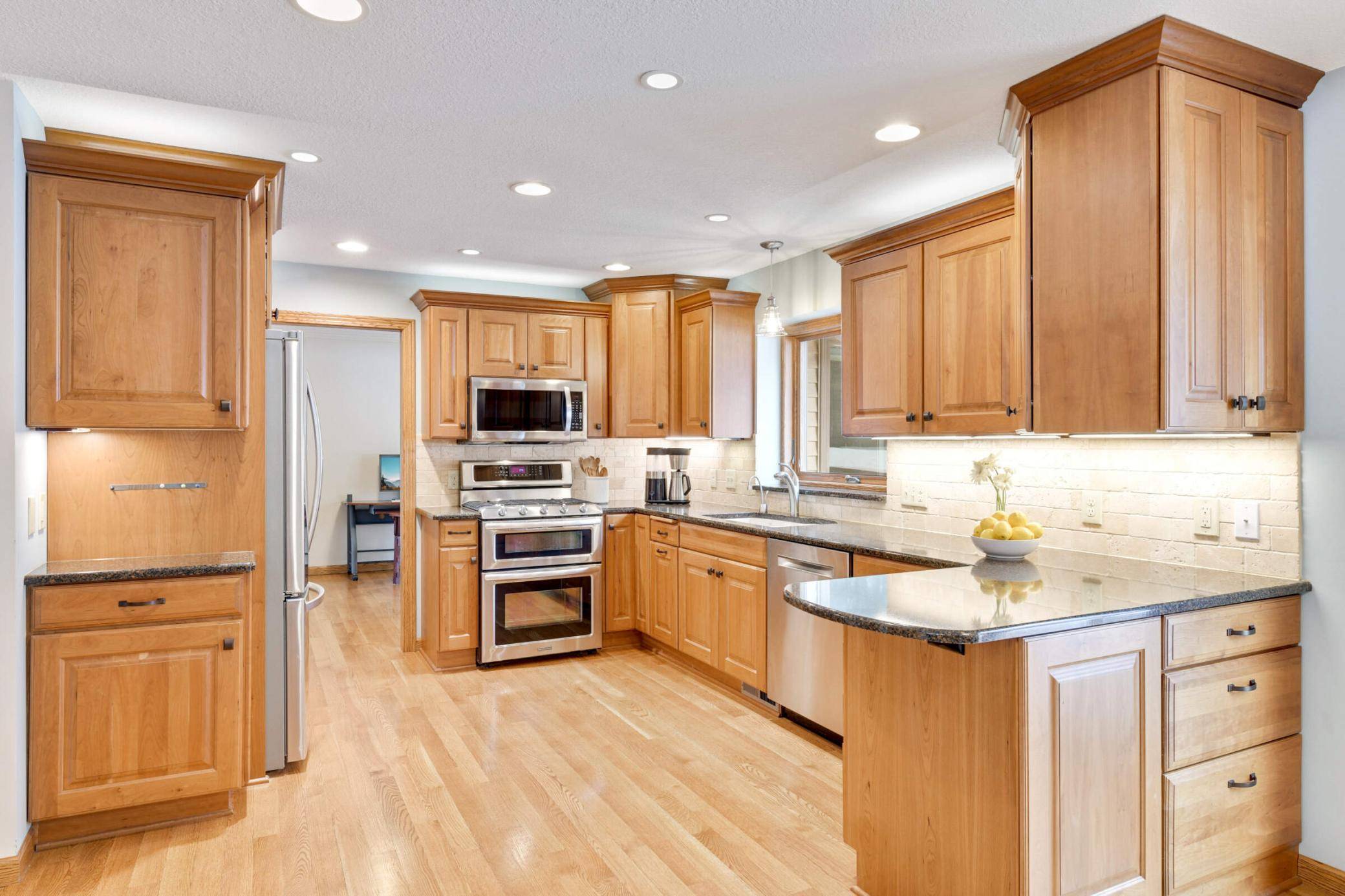 Eagan, MN 55123,4078 Blueberry LN