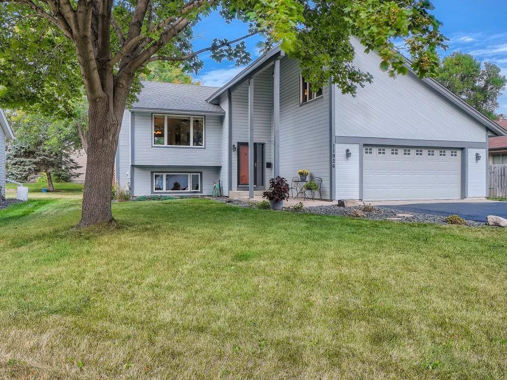 Burnsville, MN 55337,11926 Summerset LN