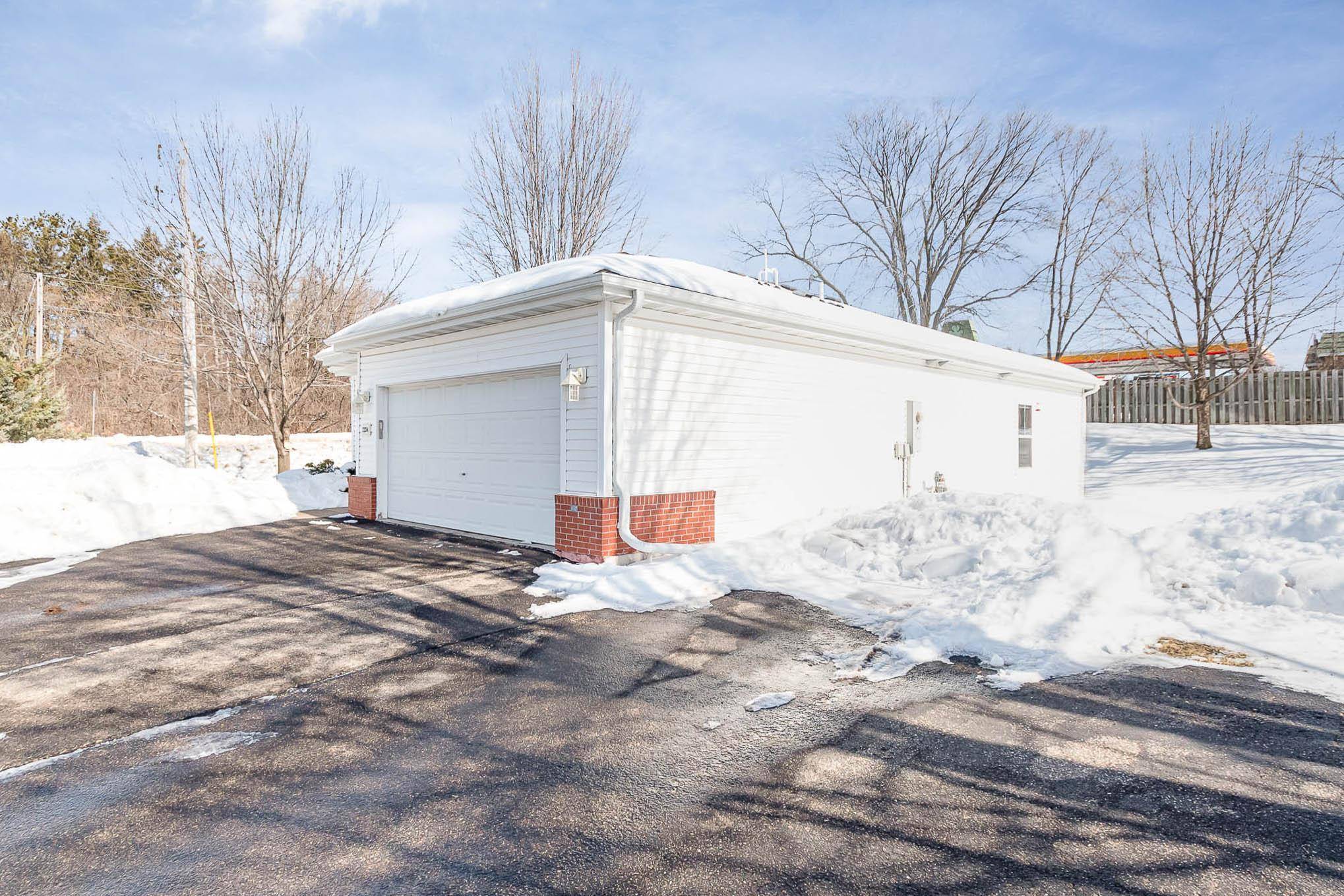 Saint Paul, MN 55119,2234 Lower Afton RD E