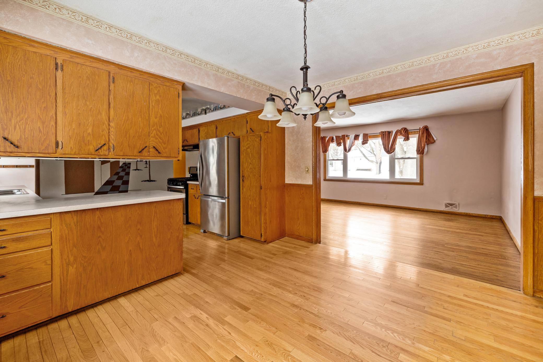 Roseville, MN 55113,1958 Prior AVE N