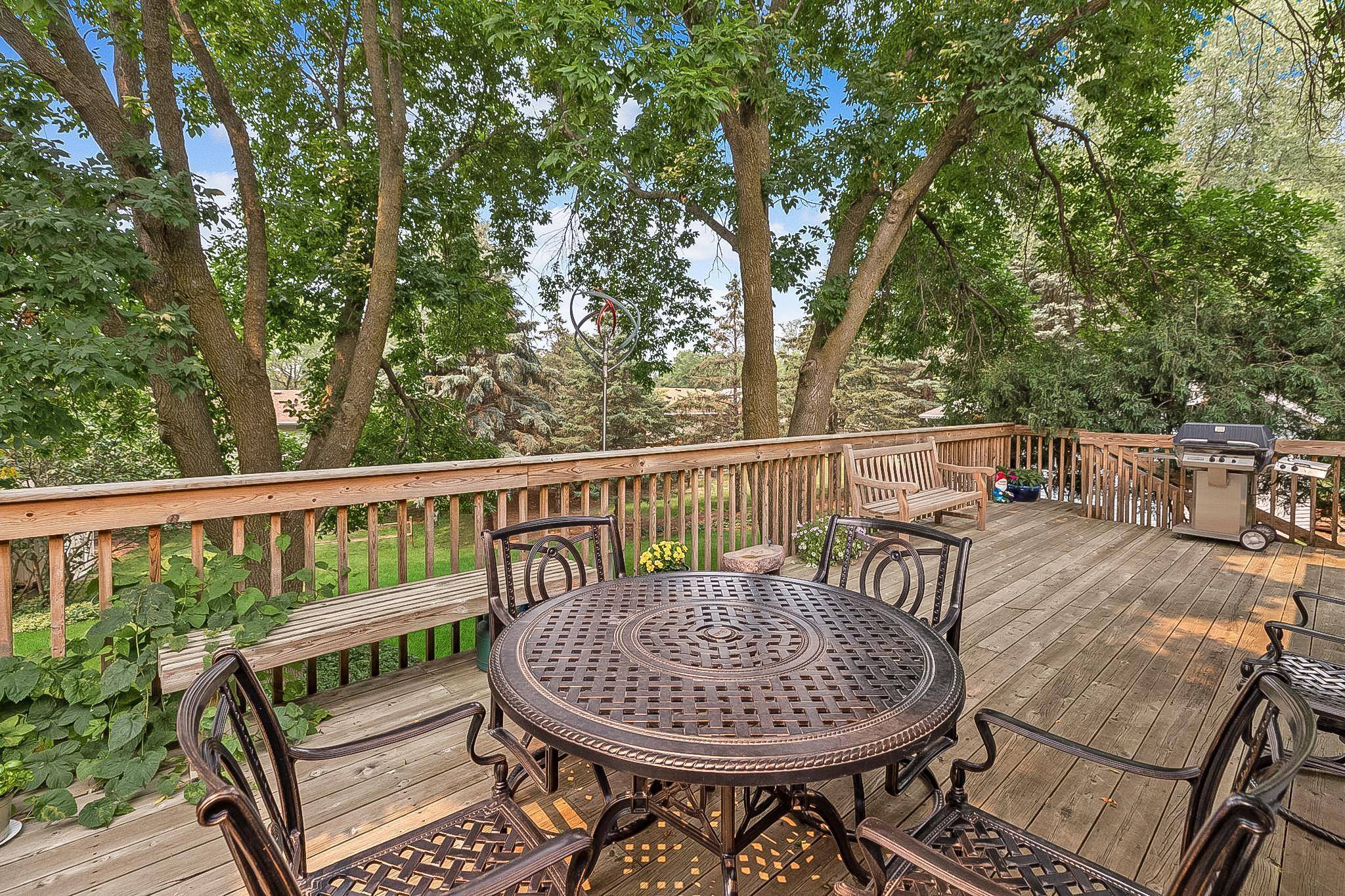 Rochester, MN 55906,811 Northland LN NE