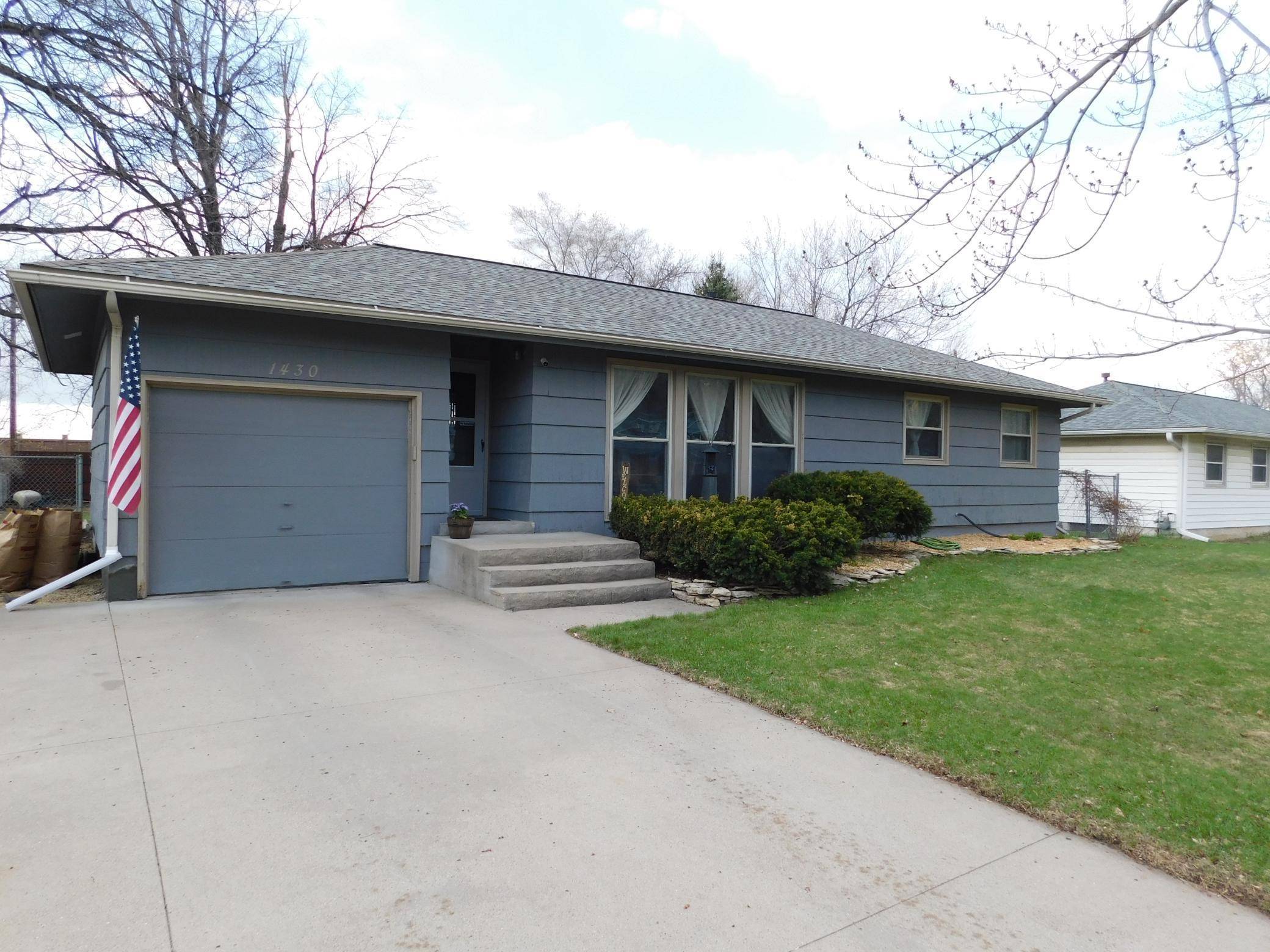 Burnsville, MN 55337,1430 Woodhill RD