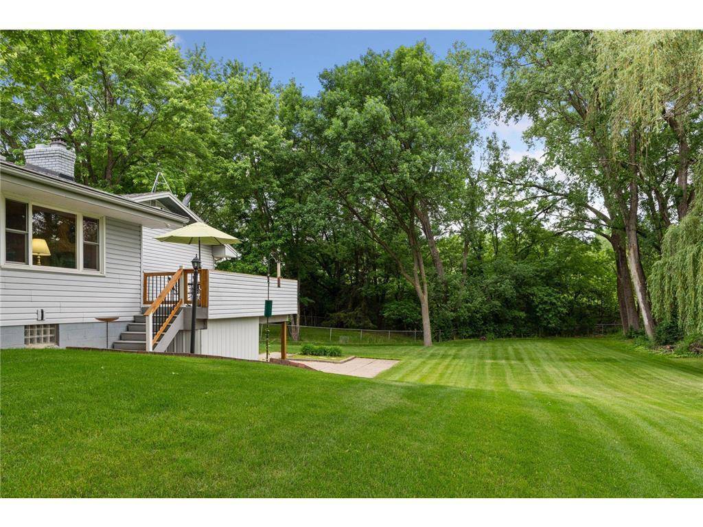 Edina, MN 55439,6401 Doron LN