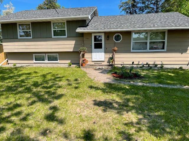 Deer River, MN 56636,906 1st ST NE