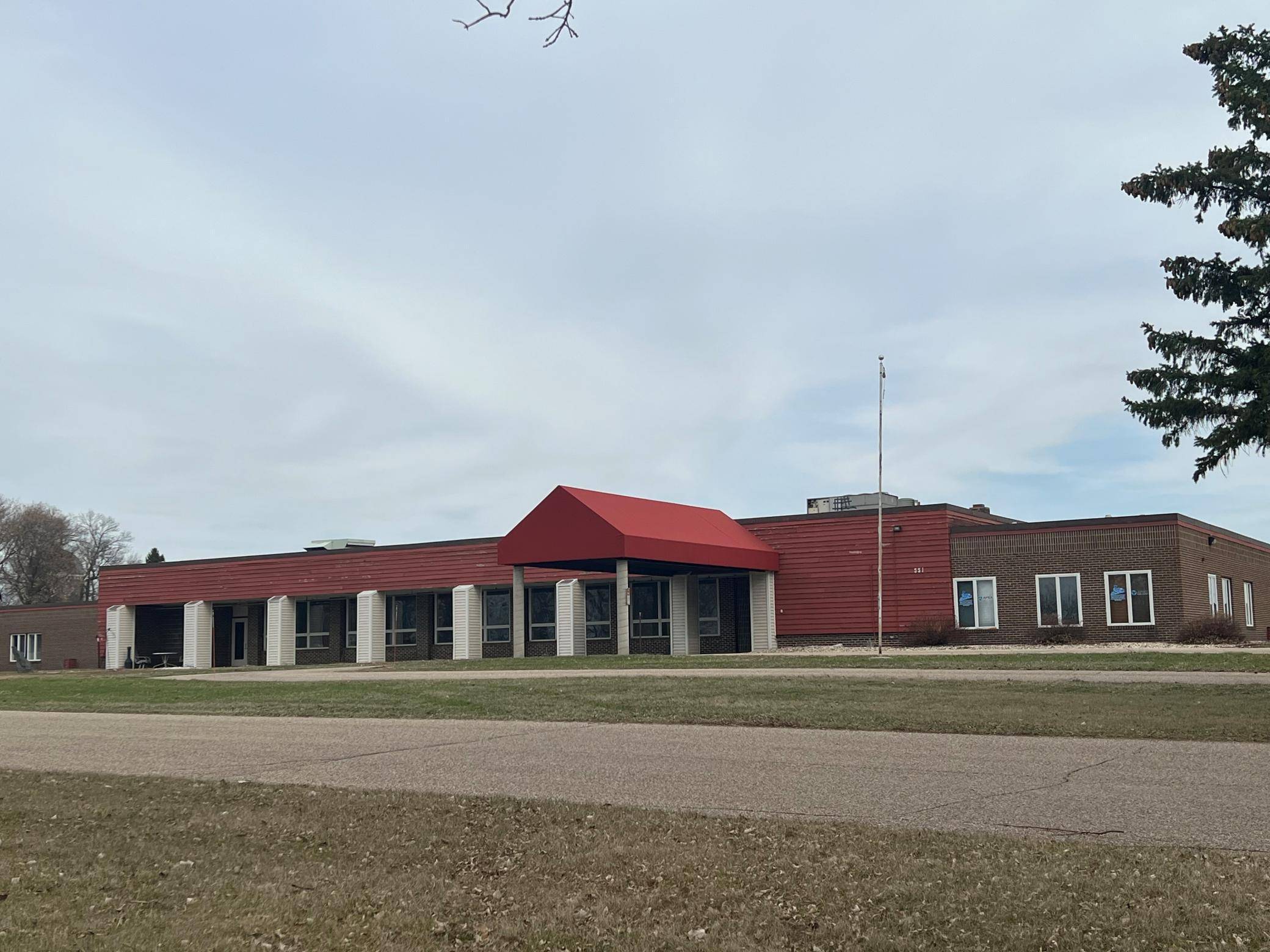 Balaton, MN 56115,551 E State Hwy 14