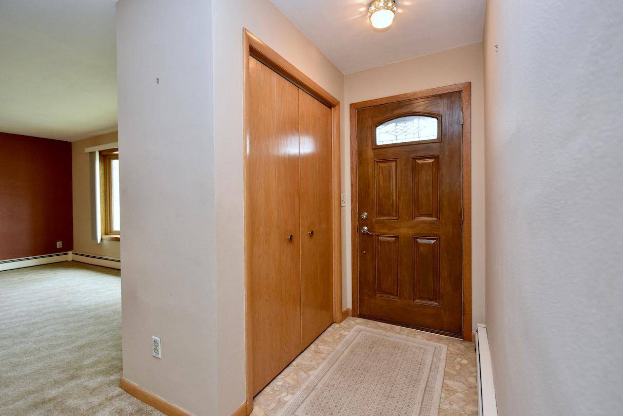 Winona, MN 55987,315 Elm ST