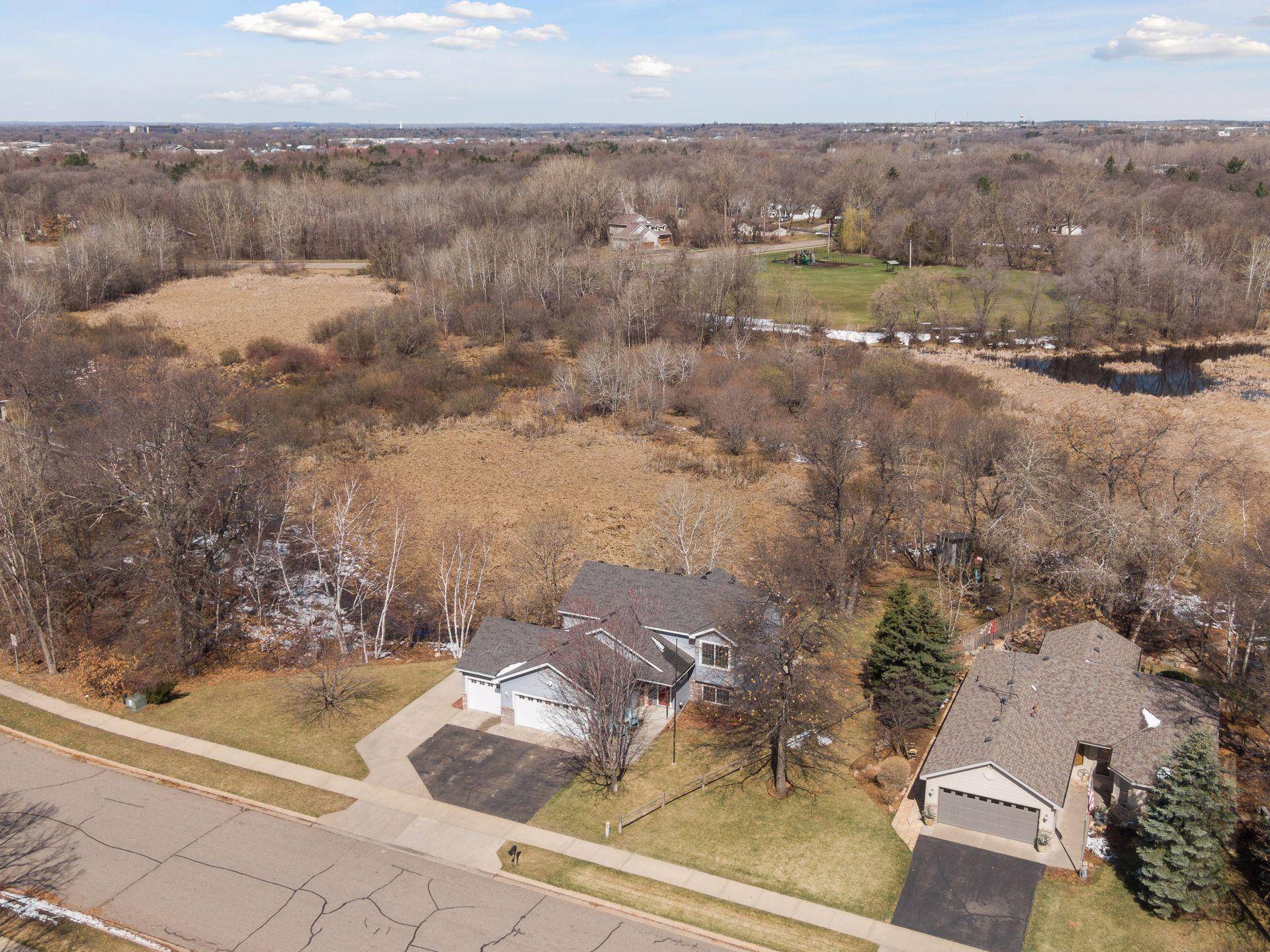 Saint Cloud, MN 56304,1821 Maple LN