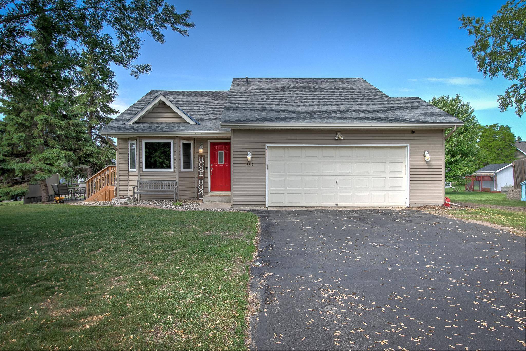 Sartell, MN 56377,235 Glacier AVE