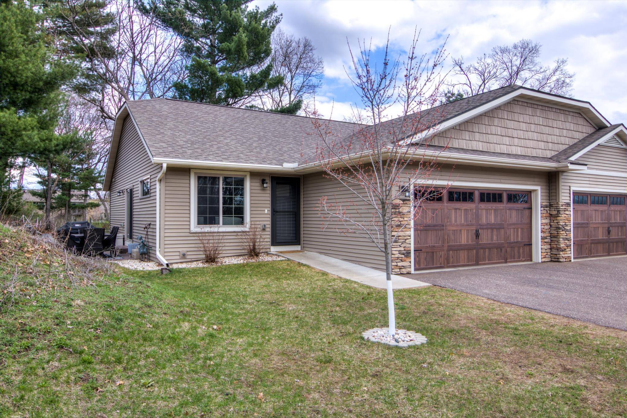 Altoona, WI 54720,633 Club View LN
