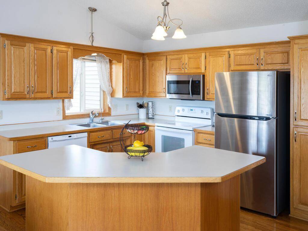 North Branch, MN 55056,7746 385th ST