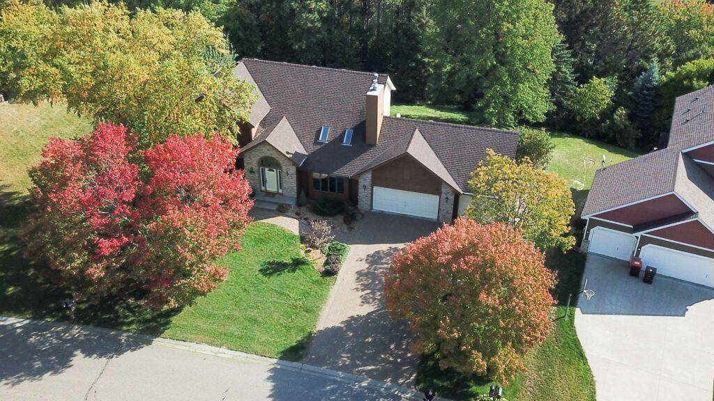Woodbury, MN 55125,2265 Parkview LN