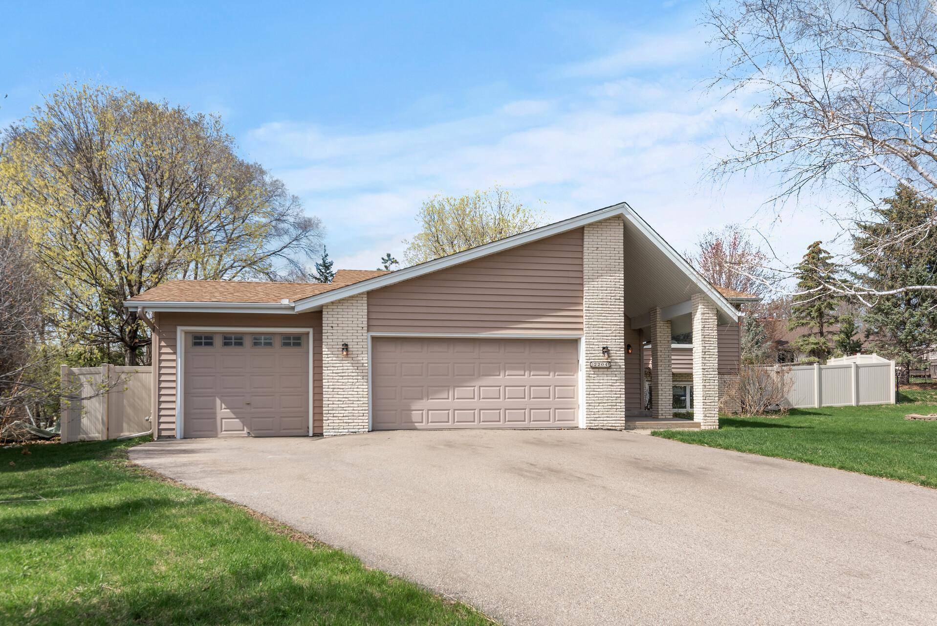 Burnsville, MN 55337,2204 Connelly CIR
