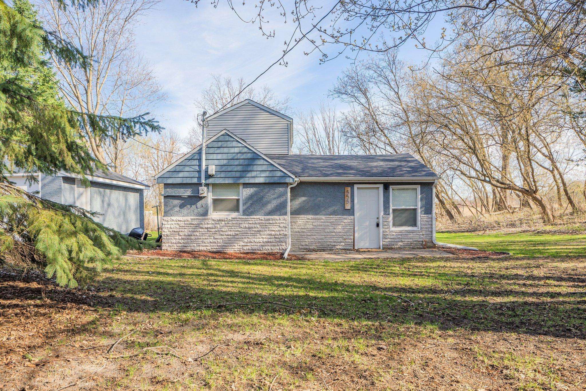 Vadnais Heights, MN 55127,555 Bear AVE N