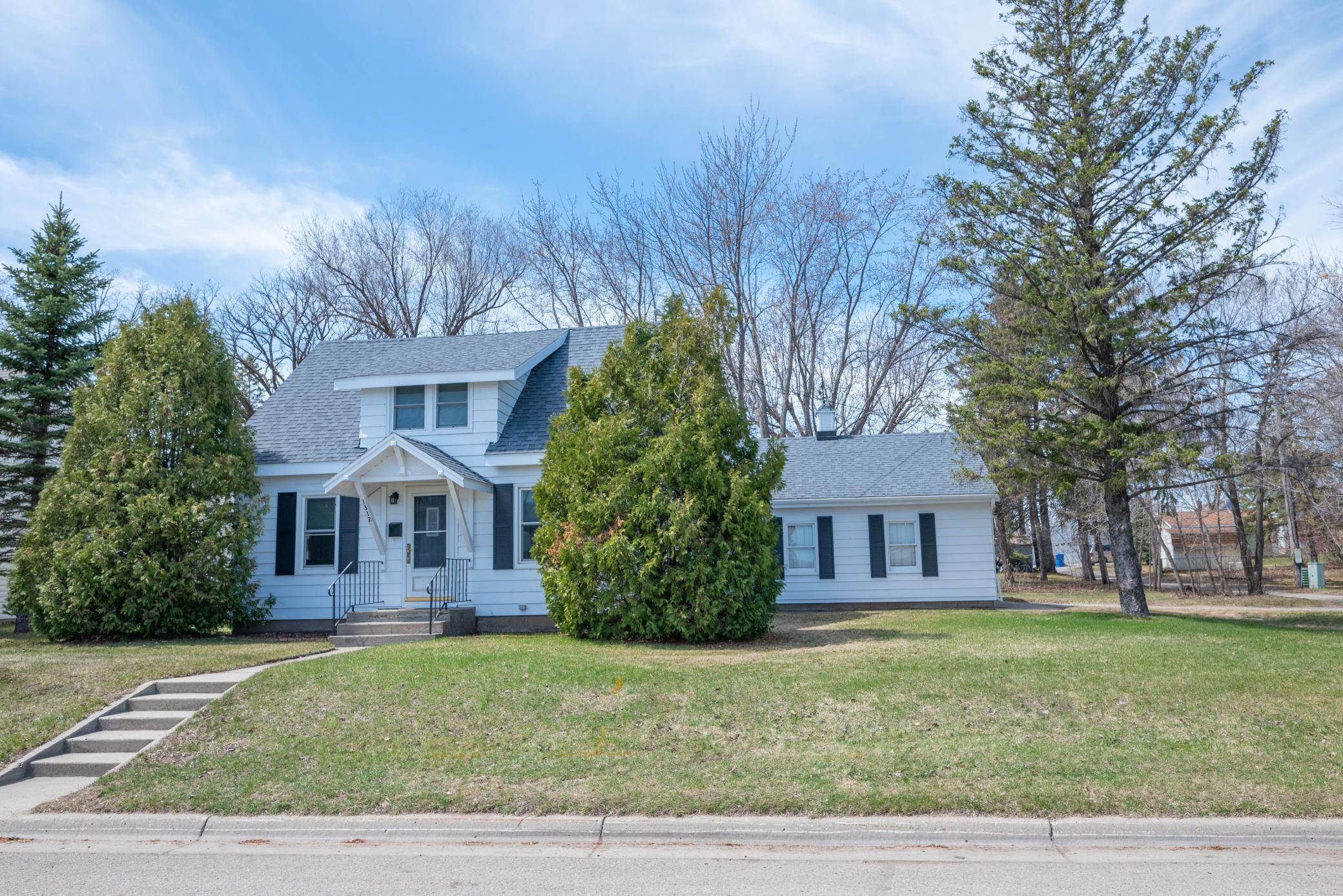 Detroit Lakes, MN 56501,1312 Roosevelt AVE