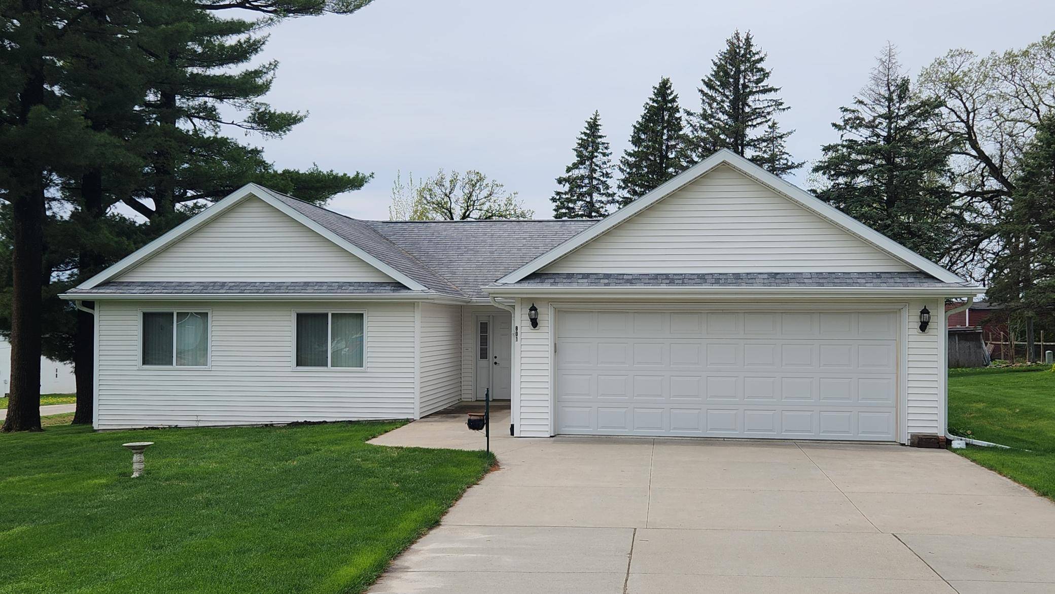 Mantorville, MN 55955,801 Blanch ST