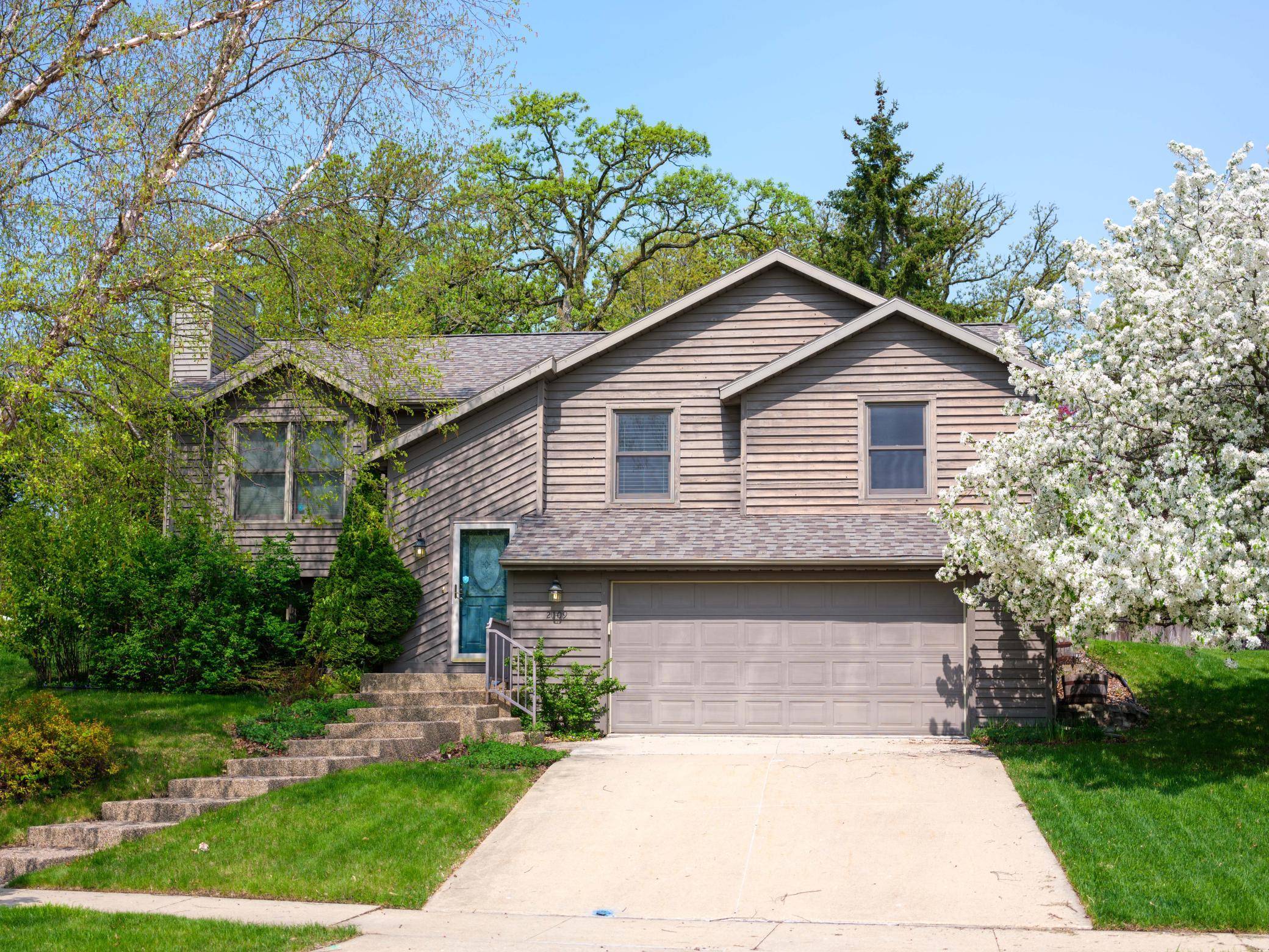 Rochester, MN 55902,2109 Beacon DR SW