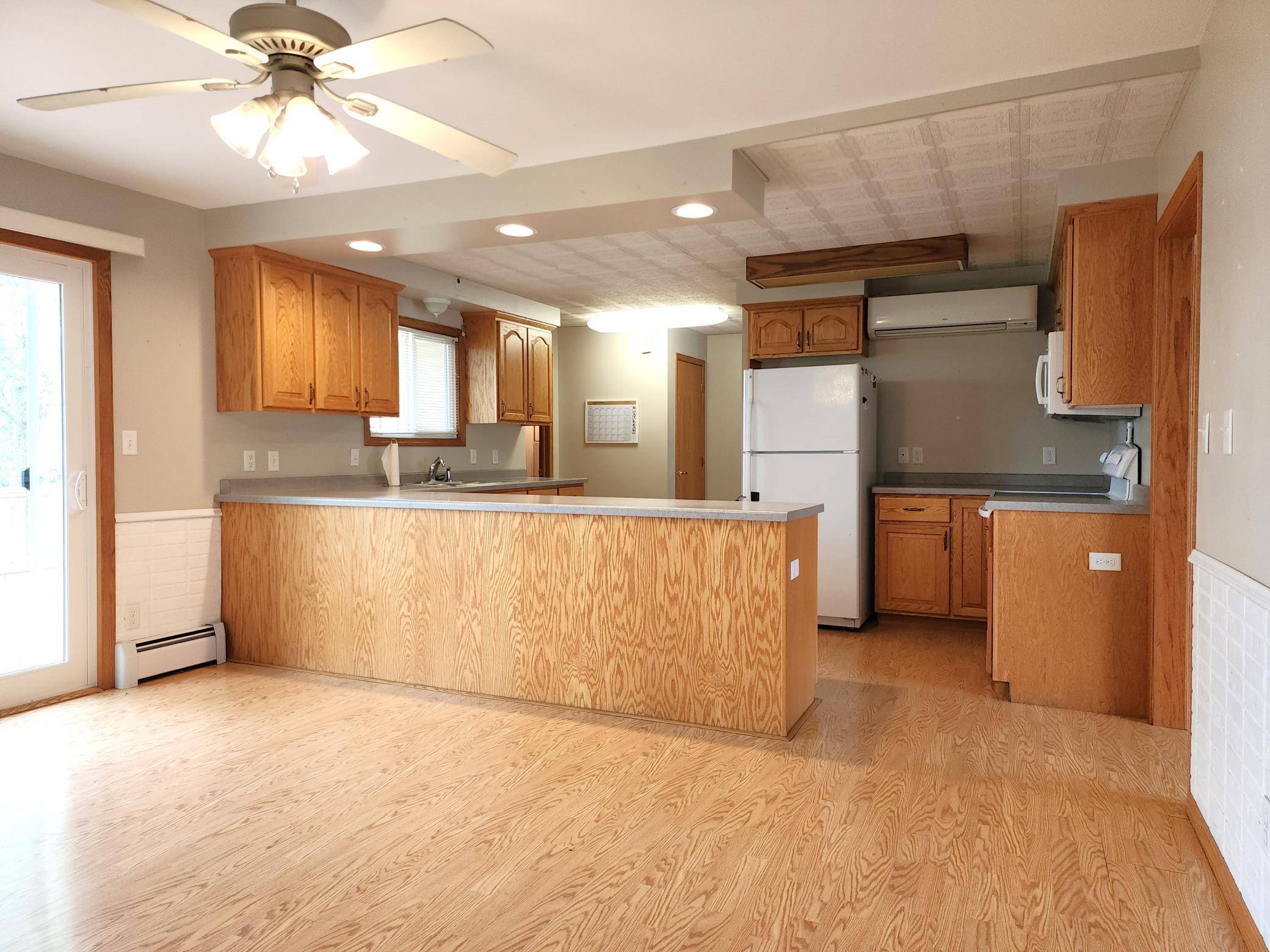 Wadena, MN 56482,815 6th ST SW