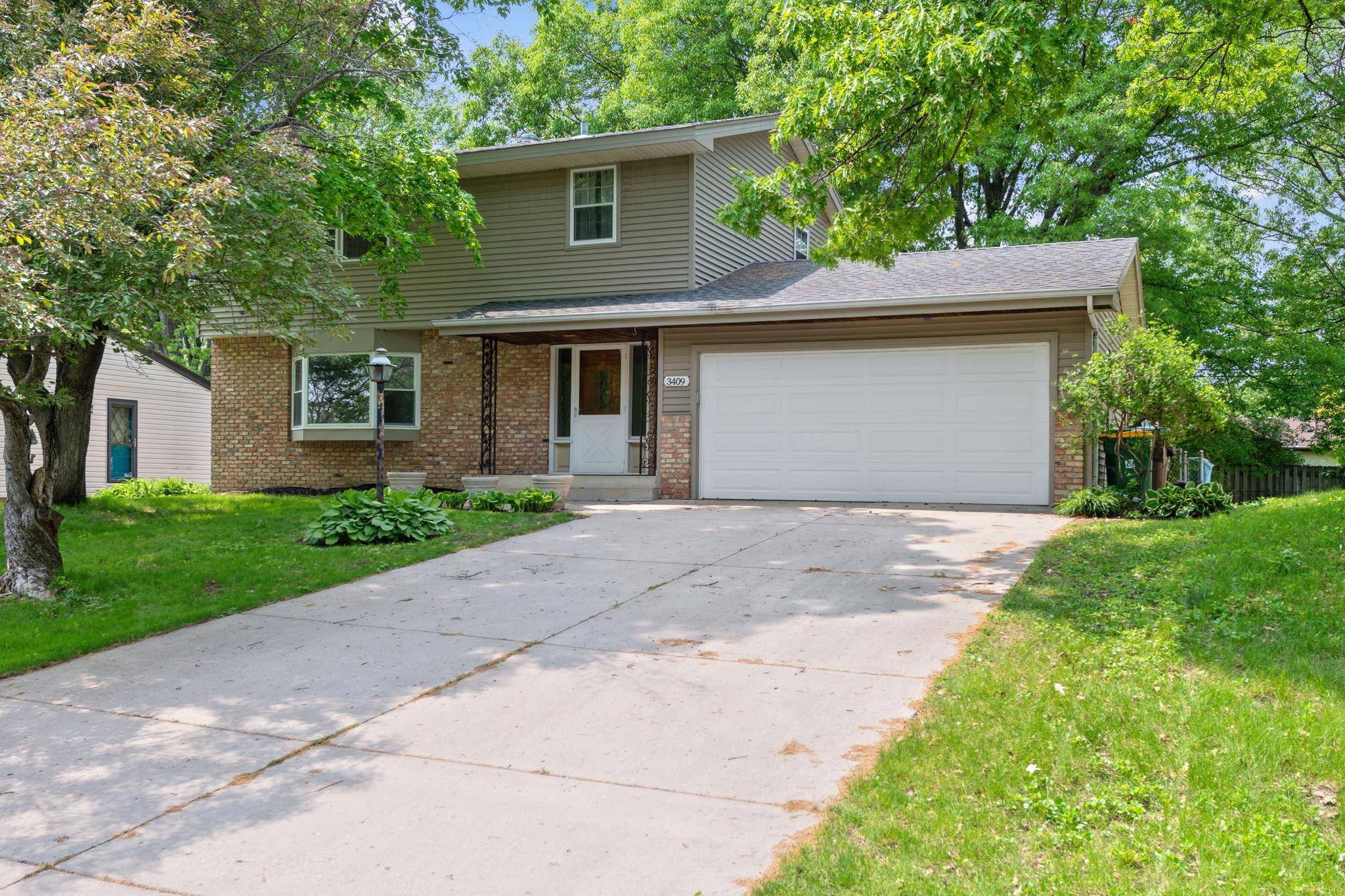 Crystal, MN 55427,3409 Wisconsin AVE N