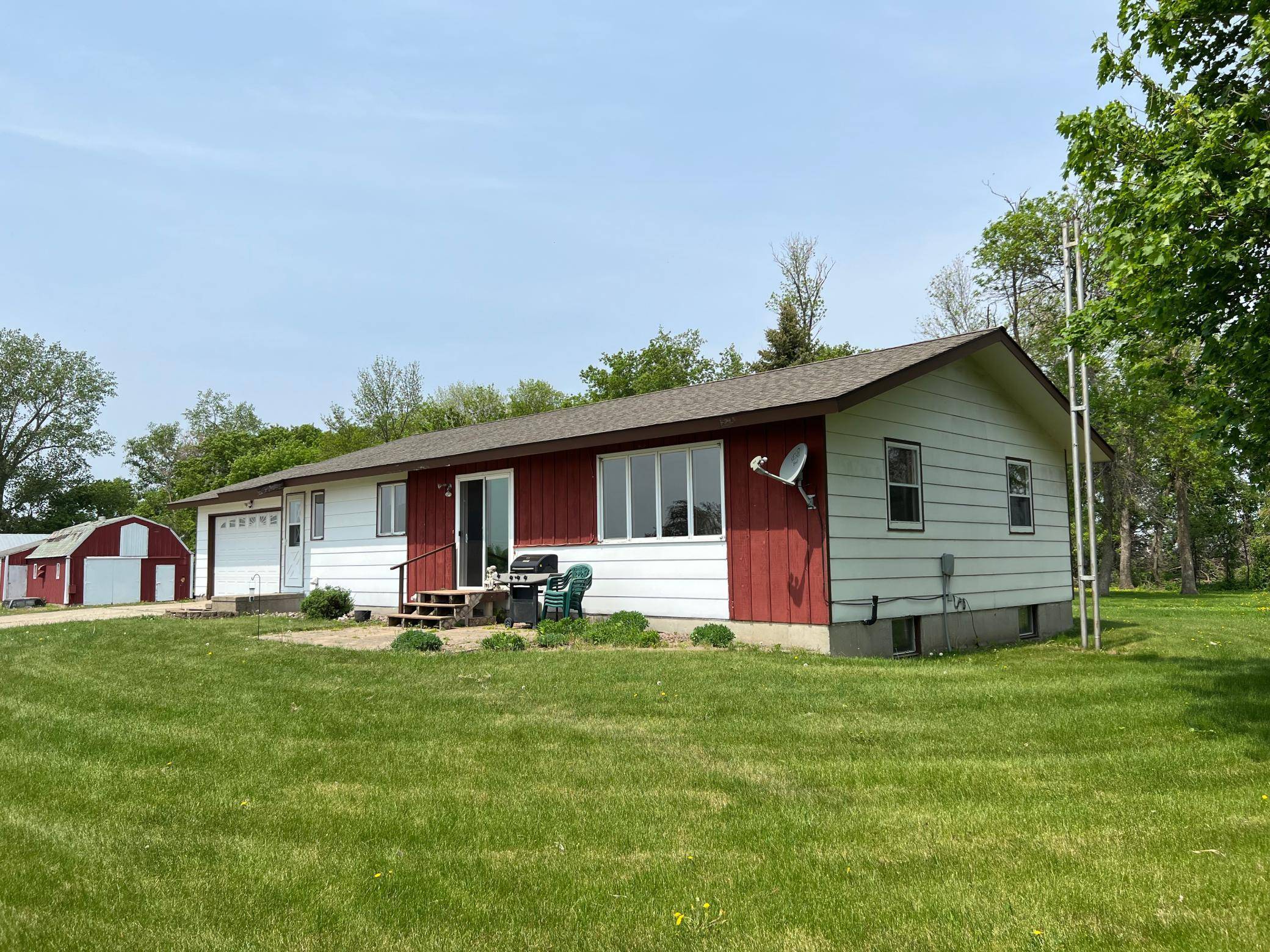 Alberta, MN 56207,53906 State Highway 28