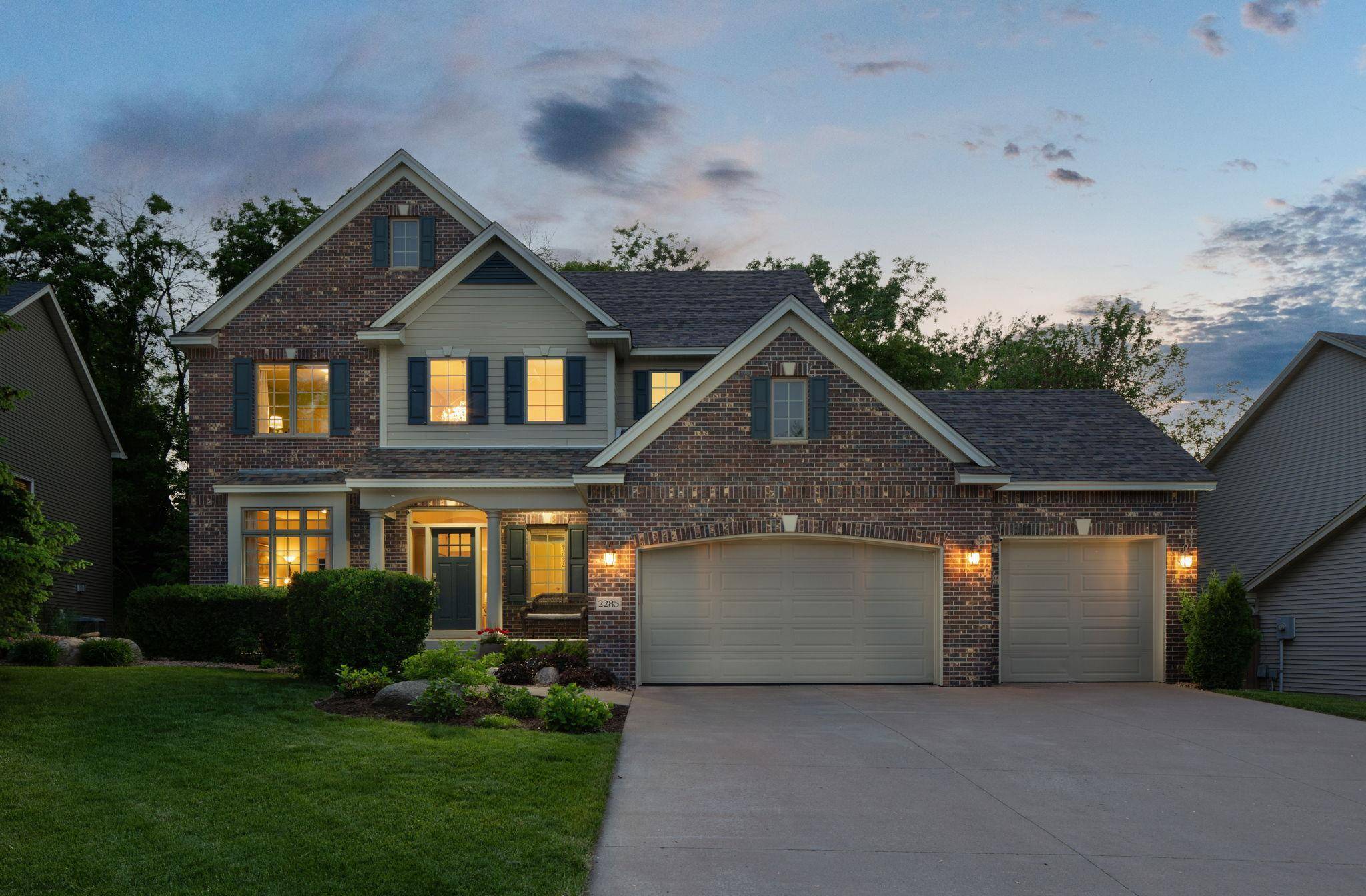Little Canada, MN 55117,2285 Gervais Hills DR