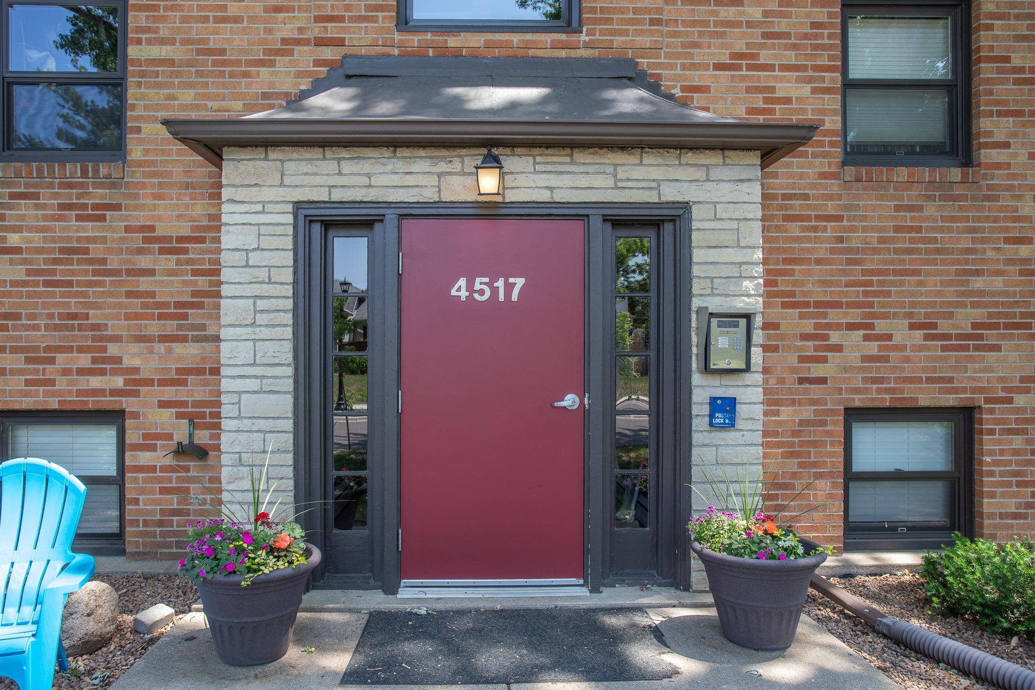 Minneapolis, MN 55419,4517 Grand AVE S #2