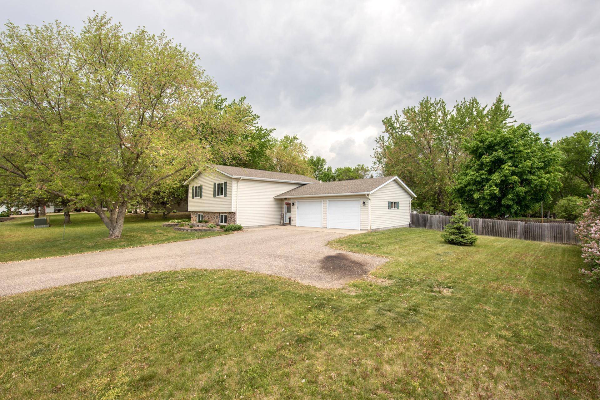 Alexandria Twp, MN 56308,2211 Woodland Park DR NE