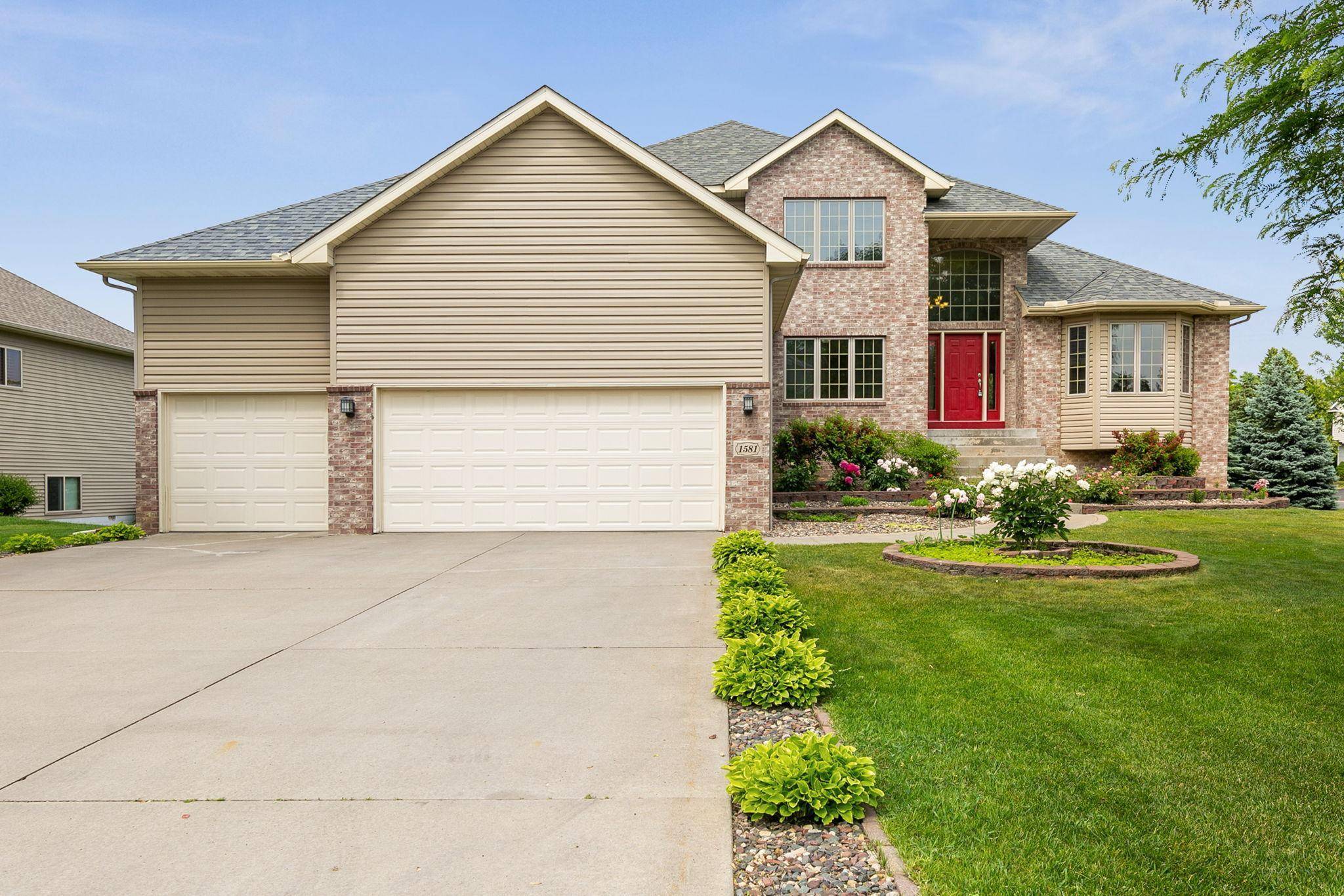 Lino Lakes, MN 55038,1581 Goldenrod CIR