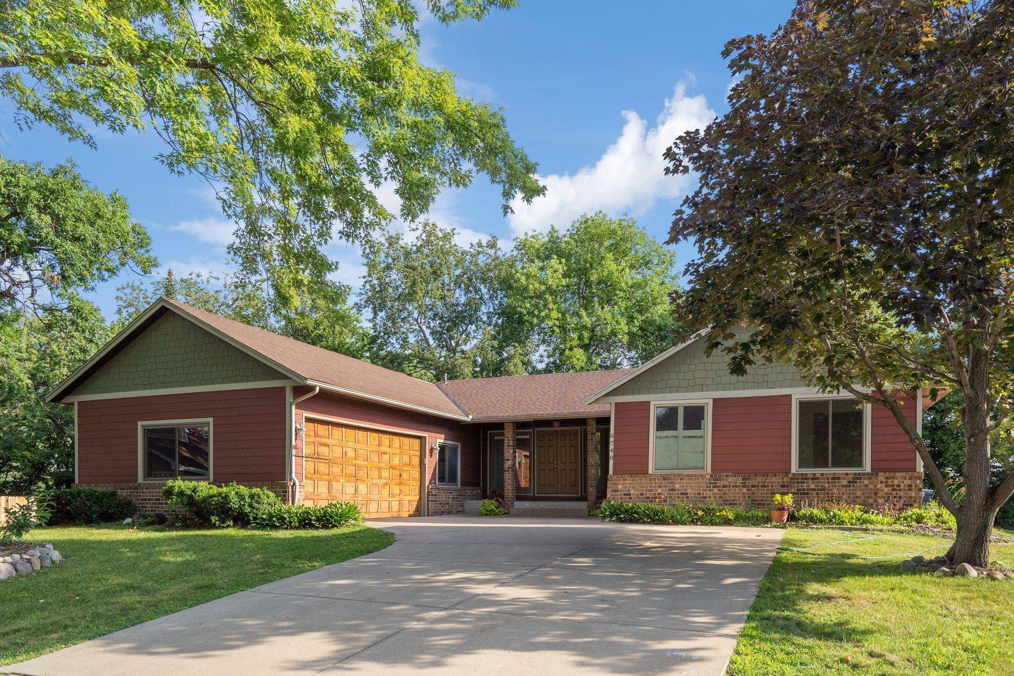Plymouth, MN 55442,5740 Rosewood LN N