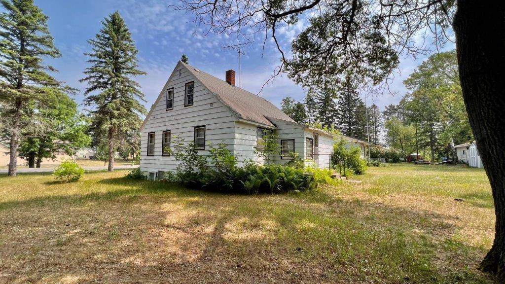 Menahga, MN 56464,222 1st ST NW