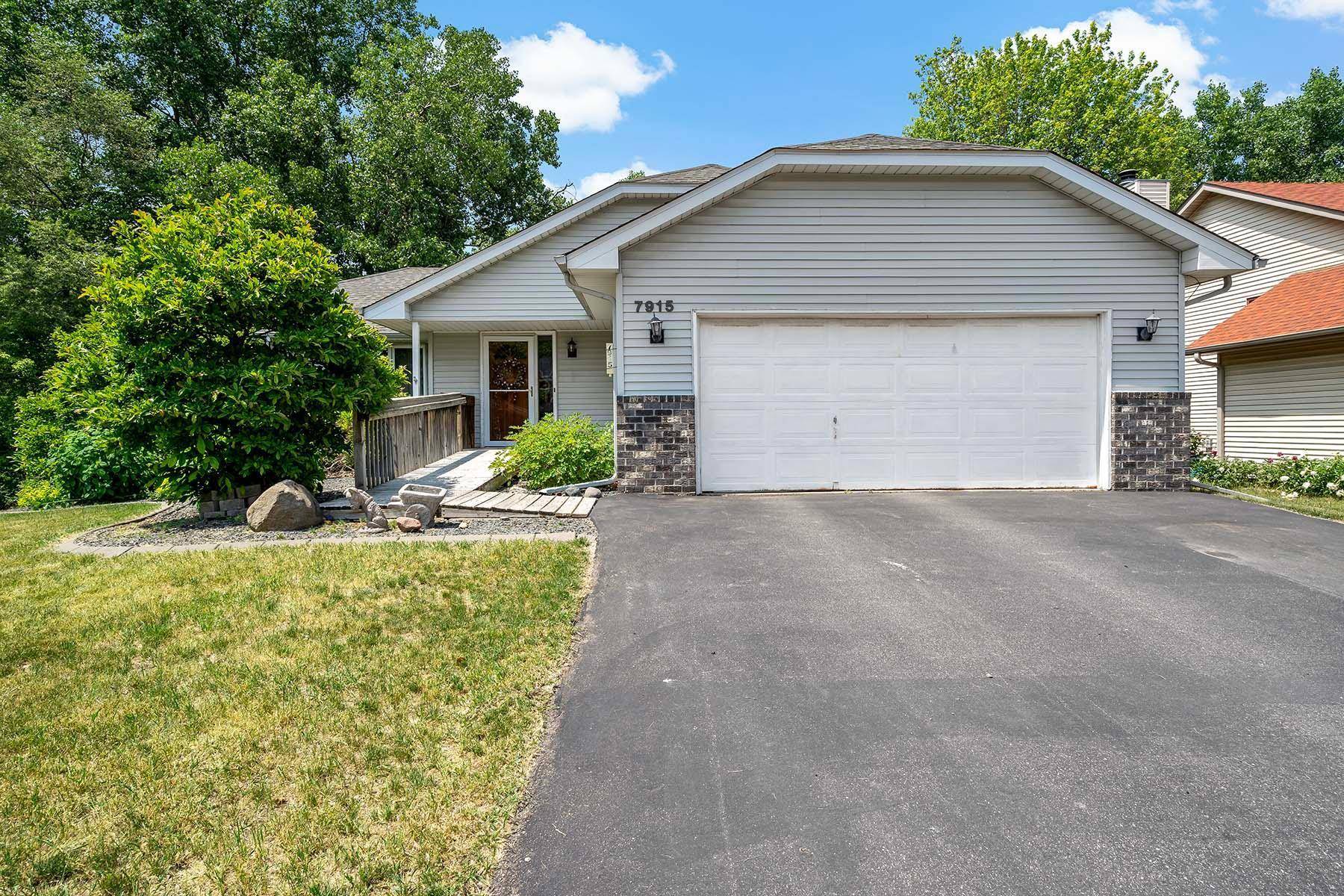 Inver Grove Heights, MN 55076,7915 Blackstone AVE