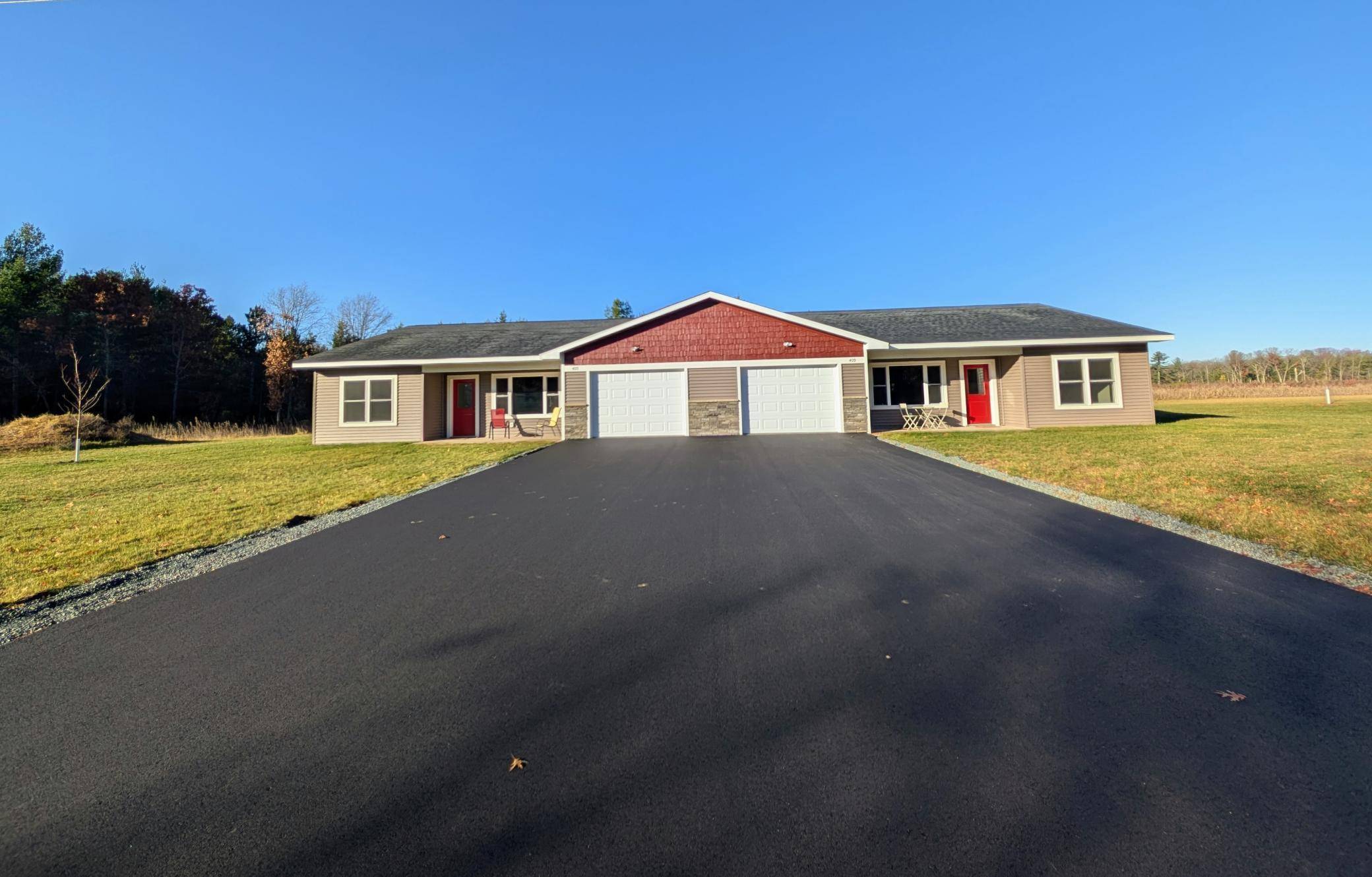 Grantsburg, WI 54840,409 N Russell Street