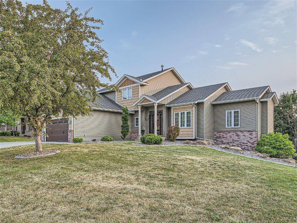 Savage, MN 55378,7117 Taylor DR