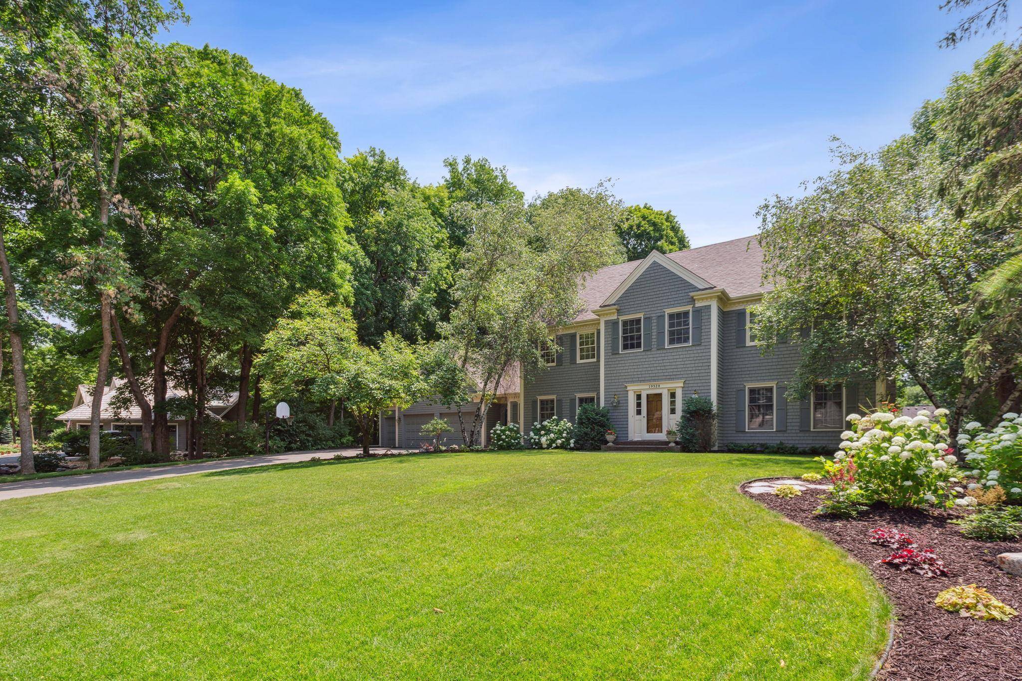 Shorewood, MN 55331,19520 Muirfield CIR