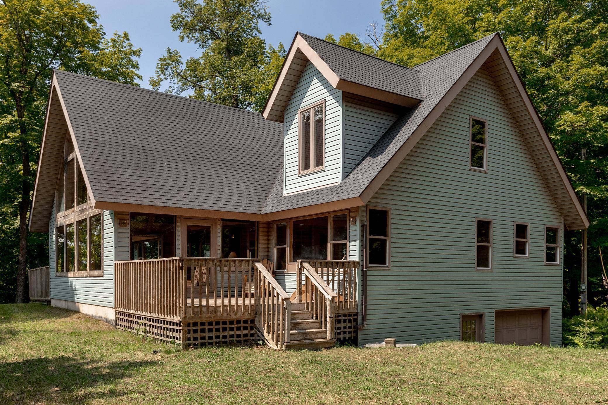 Hackensack, MN 56452,707 28th ST NW