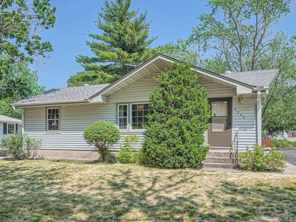 Mounds View, MN 55112,5046 Sunnyside RD