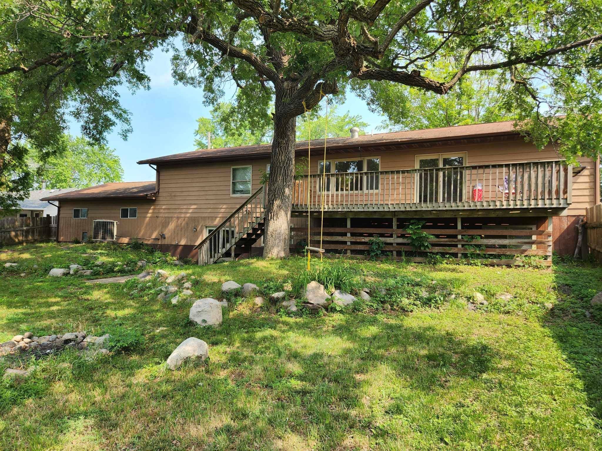 Underwood, MN 56586,215 Woodland AVE W