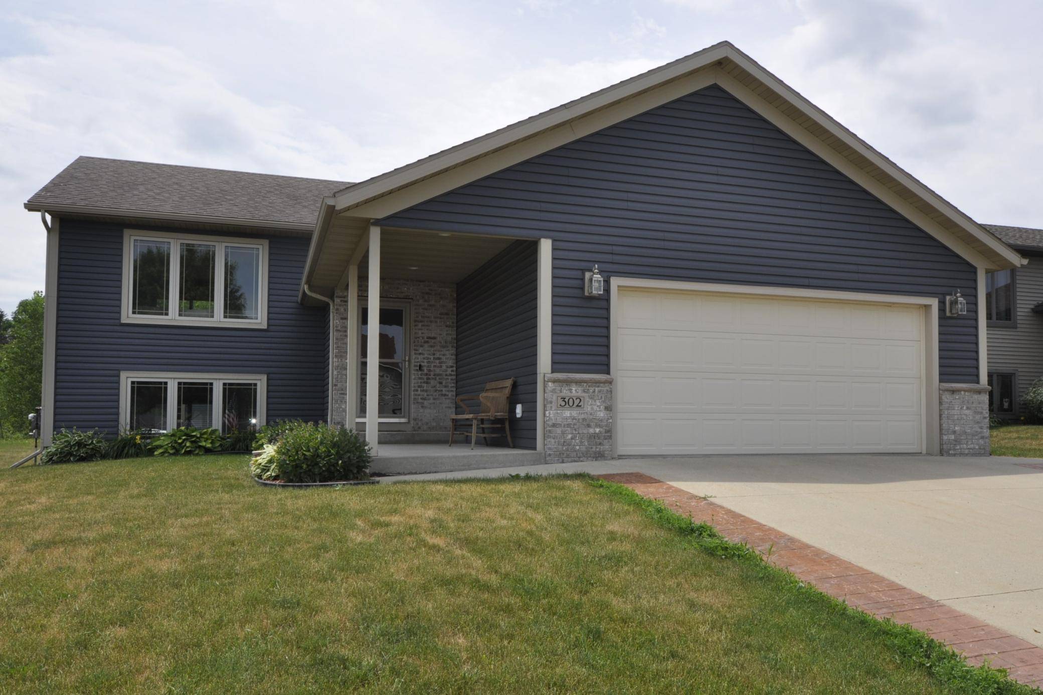 Stewartville, MN 55976,302 Luella PL NE