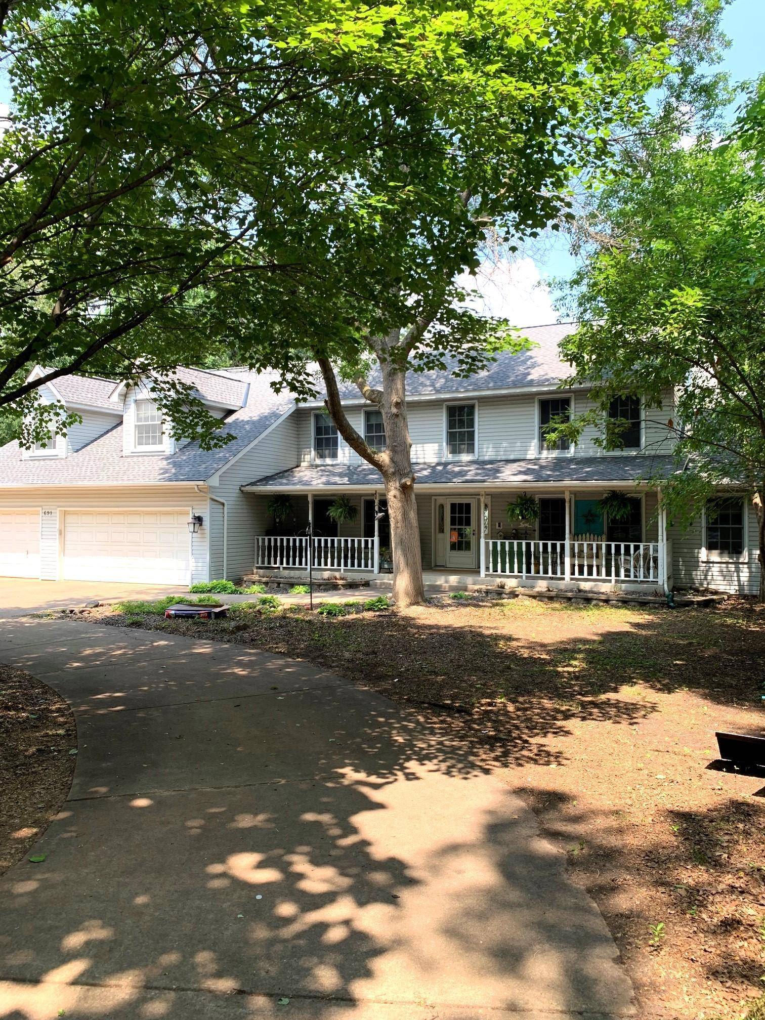 Blaine, MN 55434,691 87th LN NE