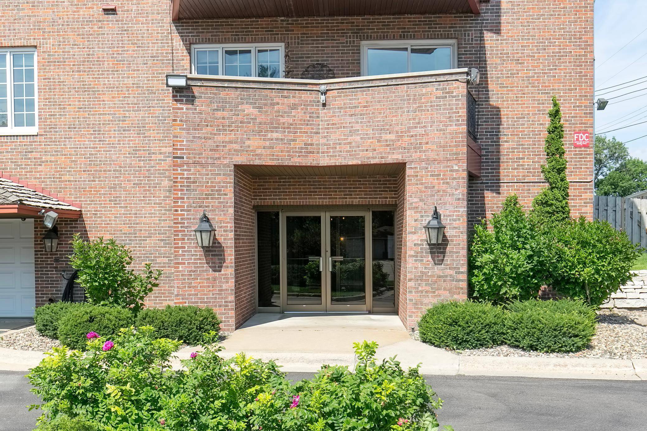 Edina, MN 55423,6300 Xerxes AVE S #21