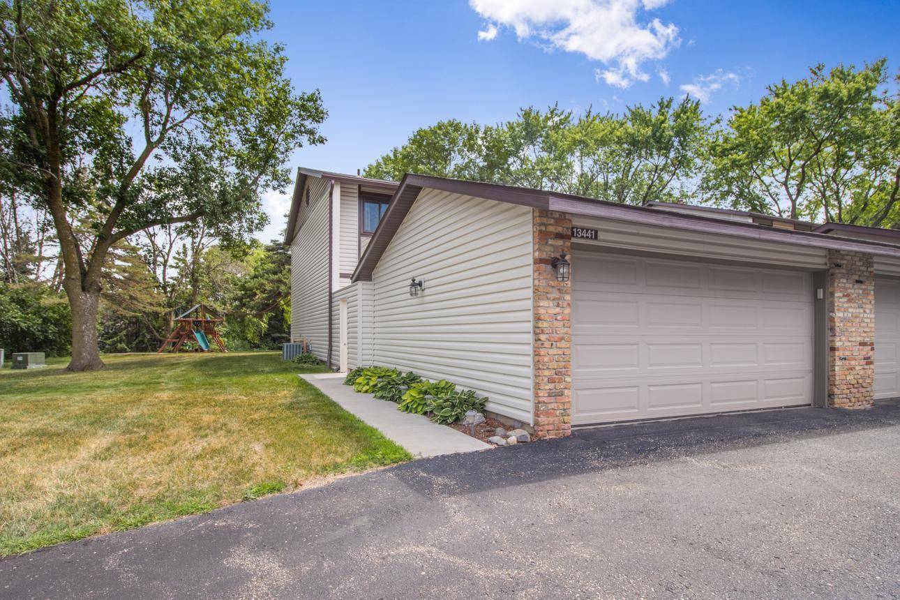 Burnsville, MN 55337,13441 Heather Hills DR