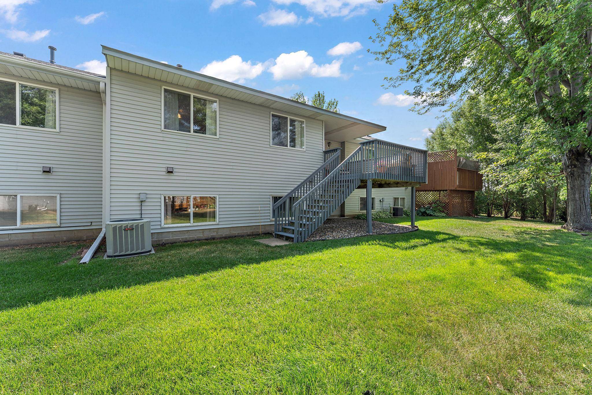 Lakeville, MN 55044,20037 Ideal WAY