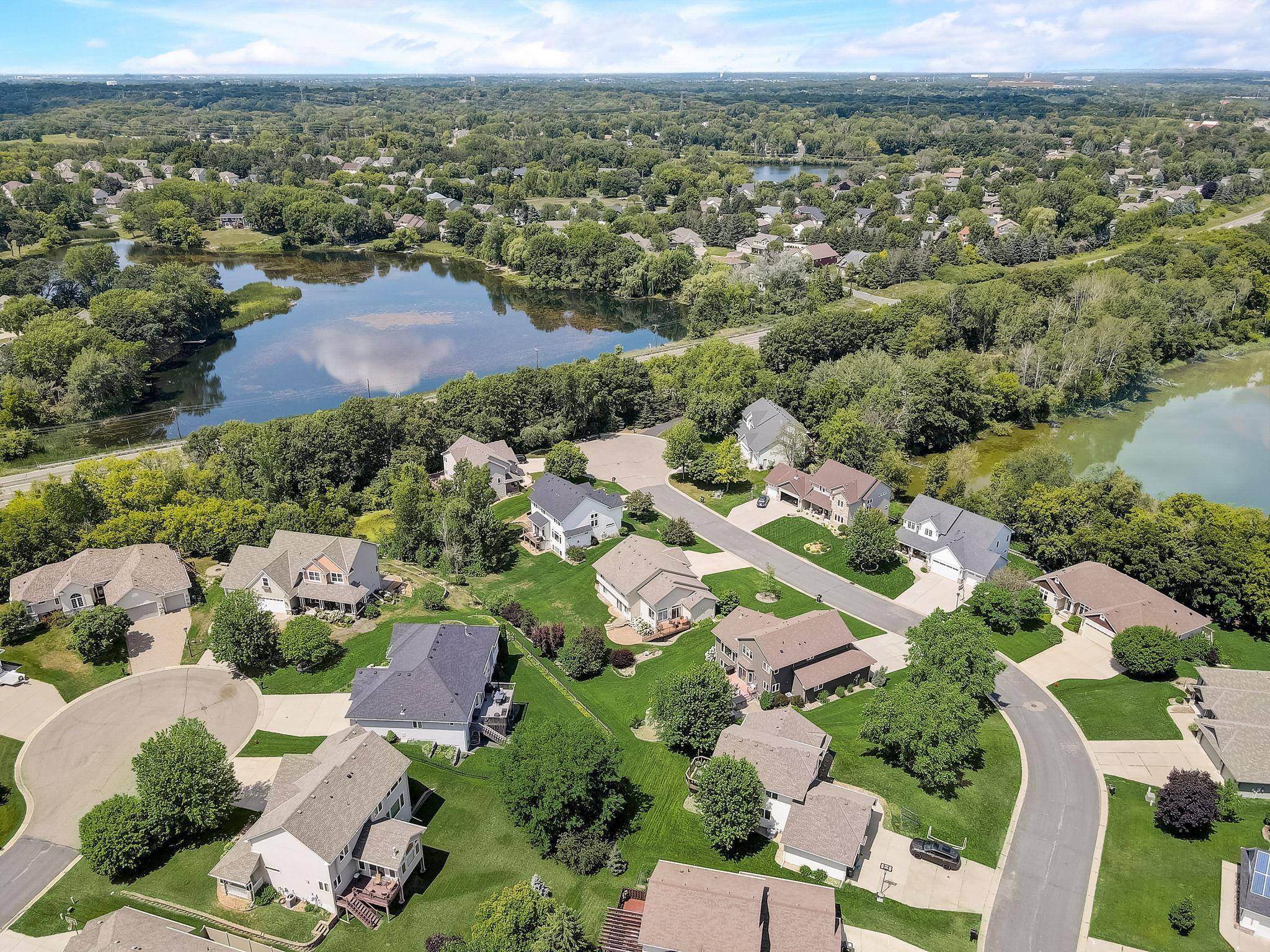 Eagan, MN 55123,4811 Red Pine CT