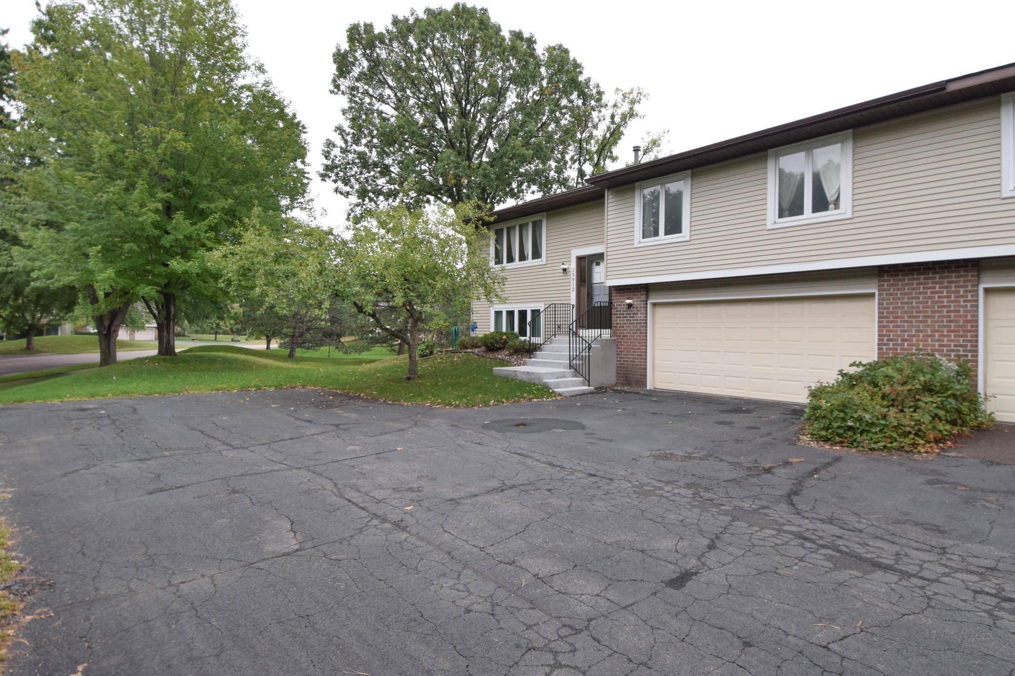 Apple Valley, MN 55124,13912 Herald CT