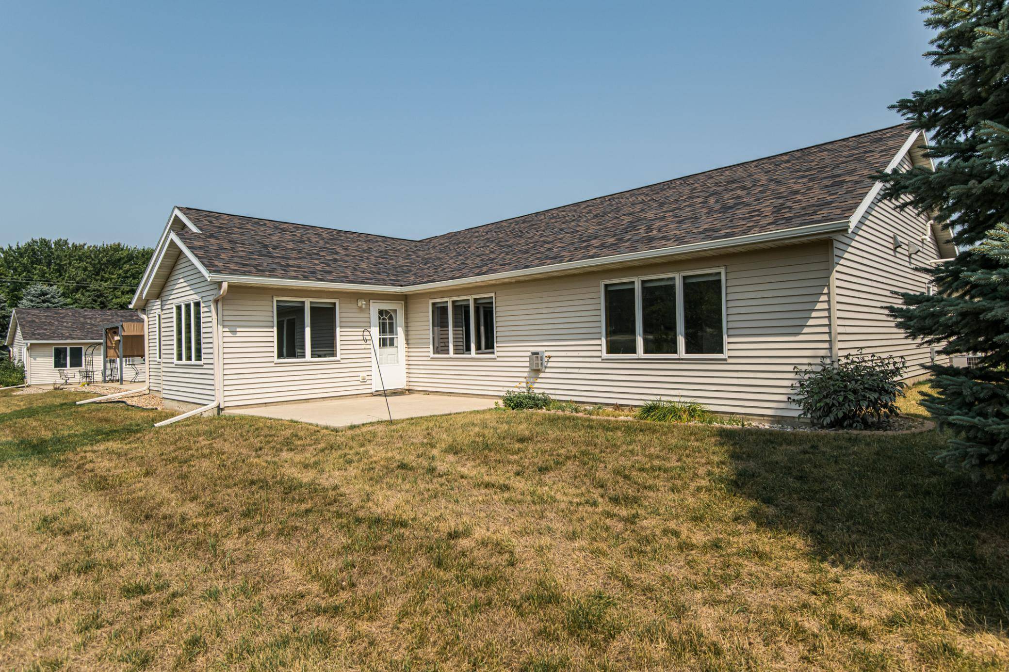 Kasson, MN 55944,704 7 1/2 Street CIR NW