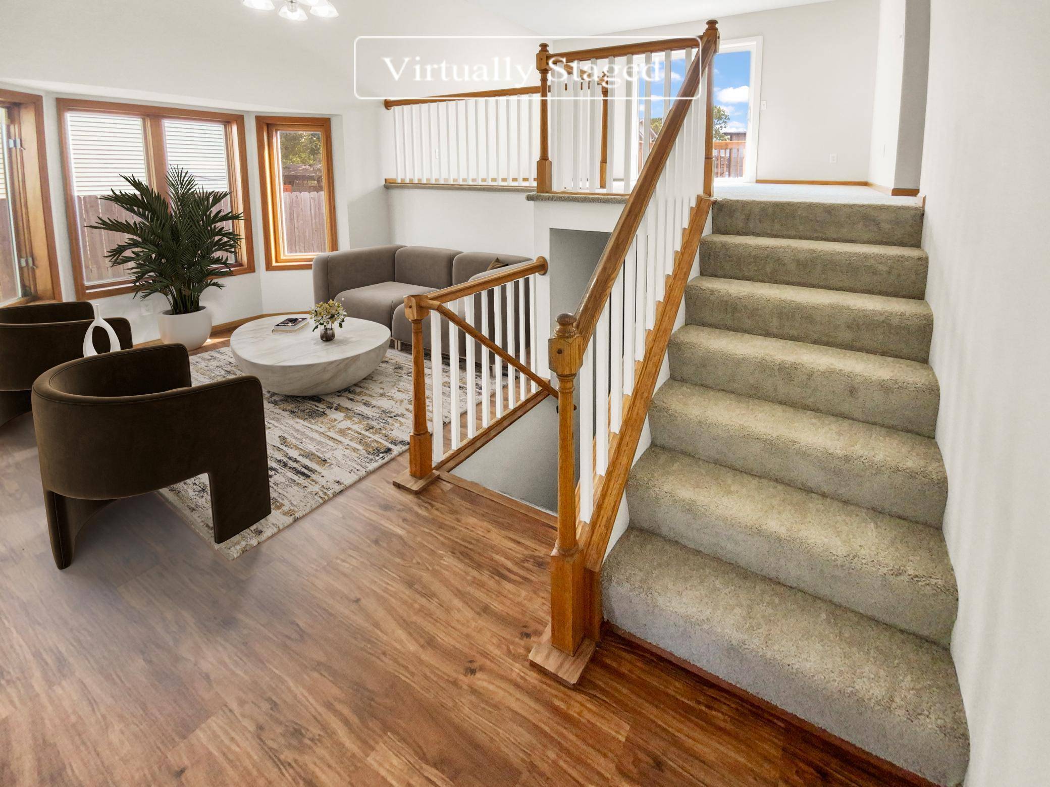 Oakdale, MN 55128,4626 Heather Ridge RD N