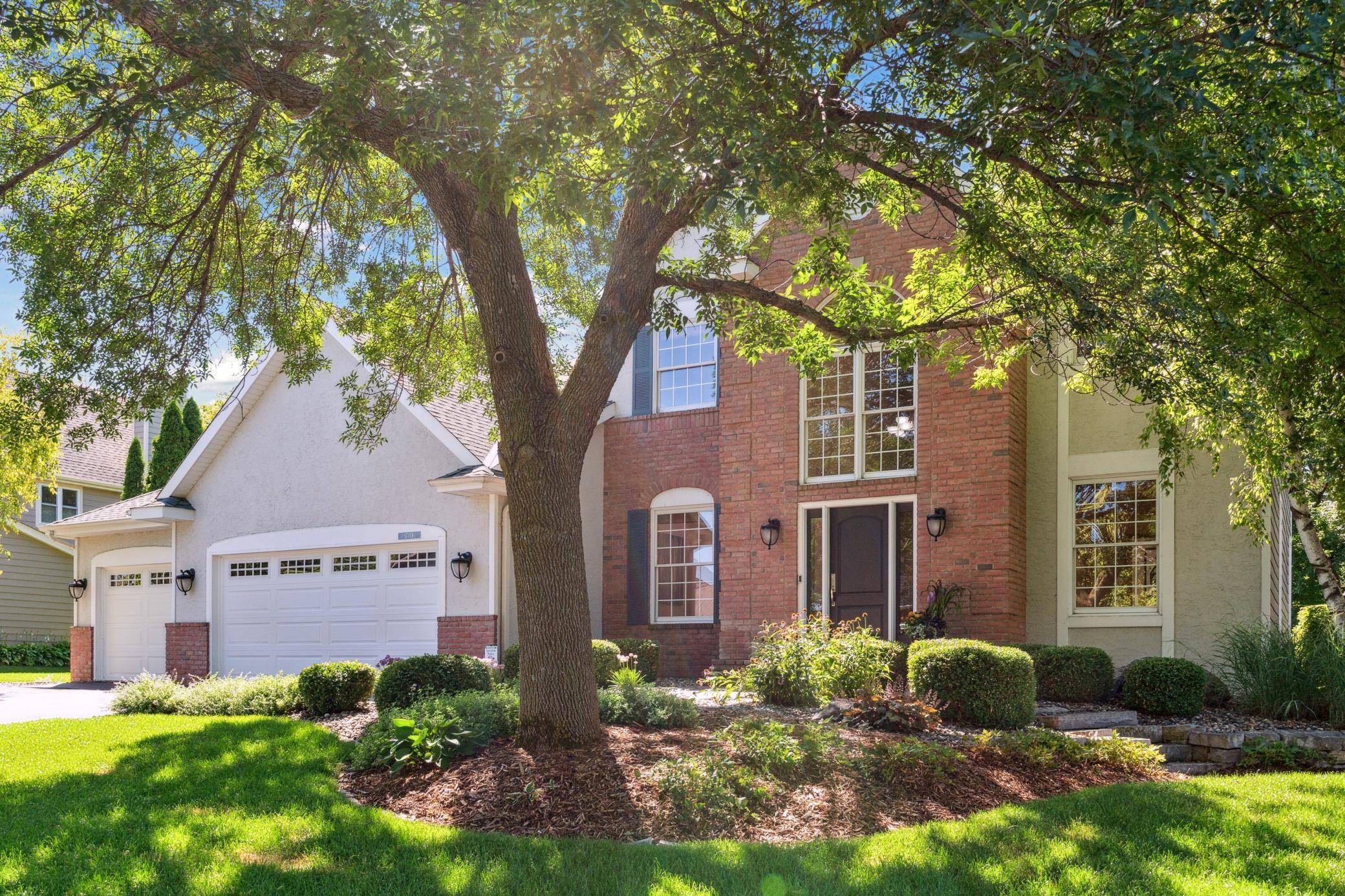 Eden Prairie, MN 55347,17115 Bainbridge DR