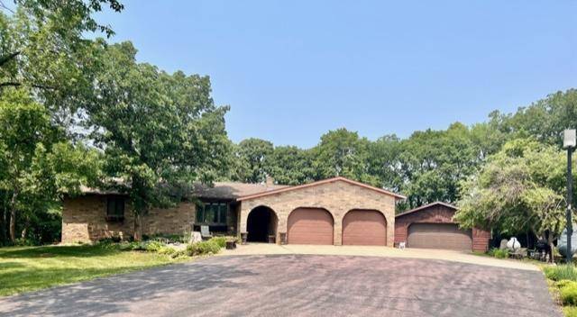 Redwood Falls, MN 56283,120 Oakwood DR