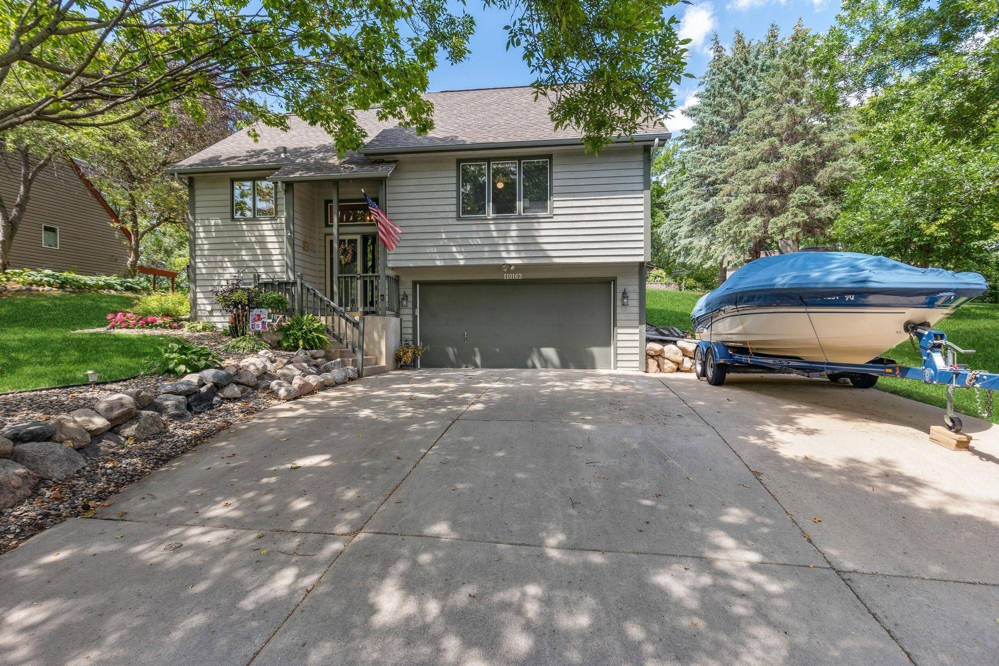 Chaska, MN 55318,110162 Stanford CIR